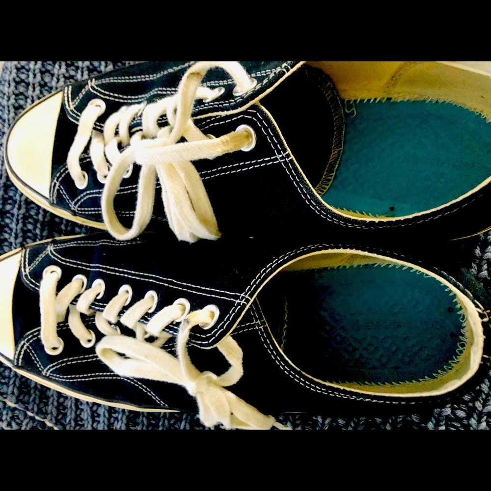 converse men’s shoes -size 12